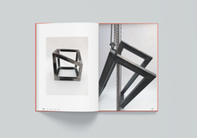 Afbeelding in Gallery-weergave laden, UDC-08: Art van Triest.  GRID - A Visual Research Project