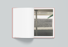 Afbeelding in Gallery-weergave laden, UDC-08: Art van Triest.  GRID - A Visual Research Project