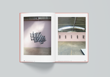 Afbeelding in Gallery-weergave laden, UDC-08: Art van Triest.  GRID - A Visual Research Project