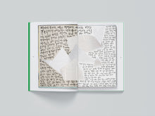 Afbeelding in Gallery-weergave laden, UDC-05: The Books Happen - Henny Overbeek
